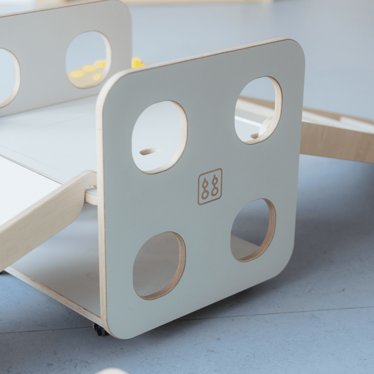 Spielmöbel "HUS" - spielen, klettern, aufbewahren und entdecken - baygge.com